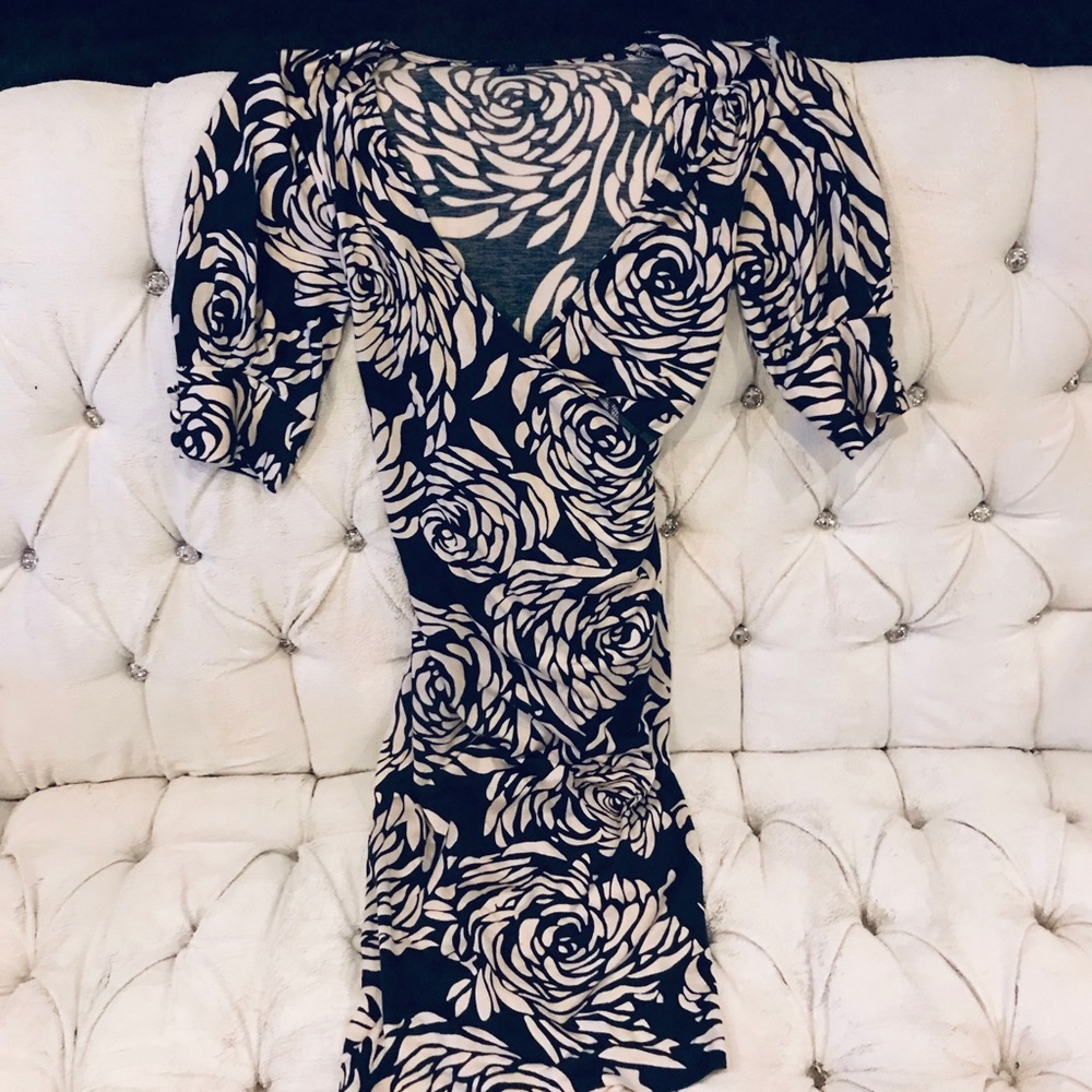 Banana Republic Wrap Dress XS